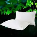Blancos /  Almohada Matrimonial Delcron Siliconizado / Matrimonial Standar / Altura 50 cm - Ancho 70 cm - Grosor 20 cm / Peso 650 g / Funda Tela de Punto 100% Poliester / Fibra de Delcron / Color blanco / BAD-D460